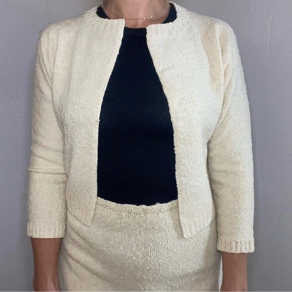 Vintage 1950s Cream Knit Cardigan and Skirt Set​ - Picture 4 of 16